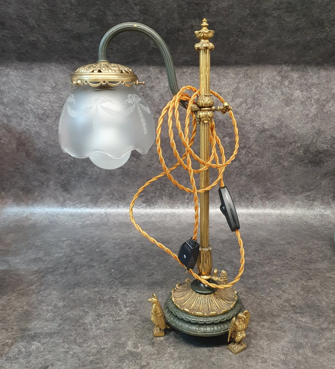 Empire Lamp-photo-7