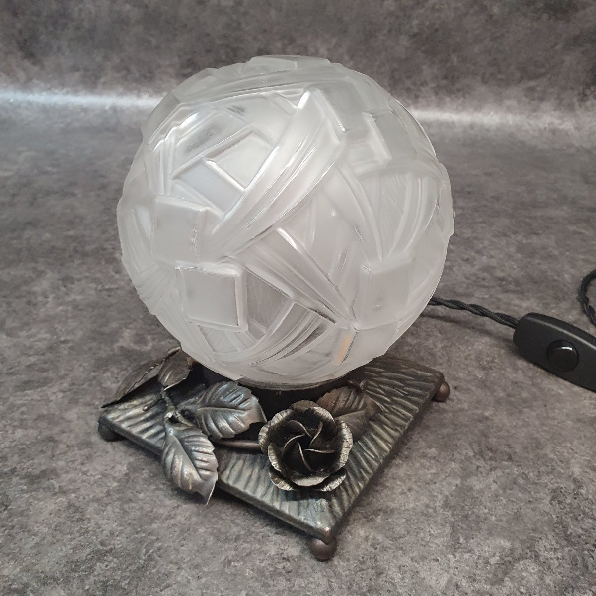 Art Deco Ball Lamp-photo-2