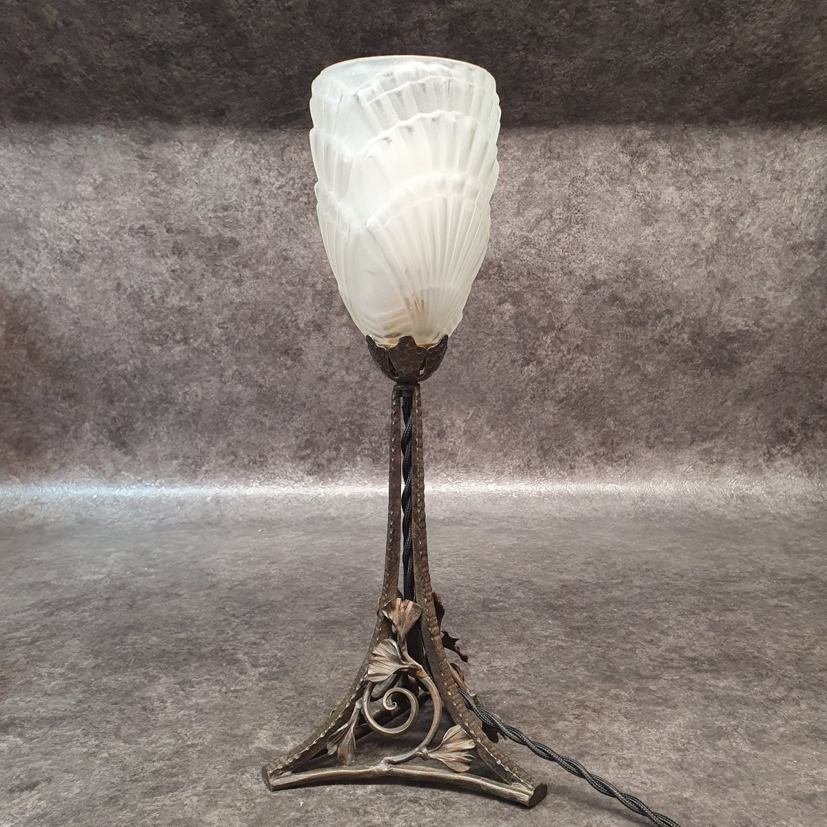 lampe art nouveau en fer forgé feuille de ginkgo-photo-2
