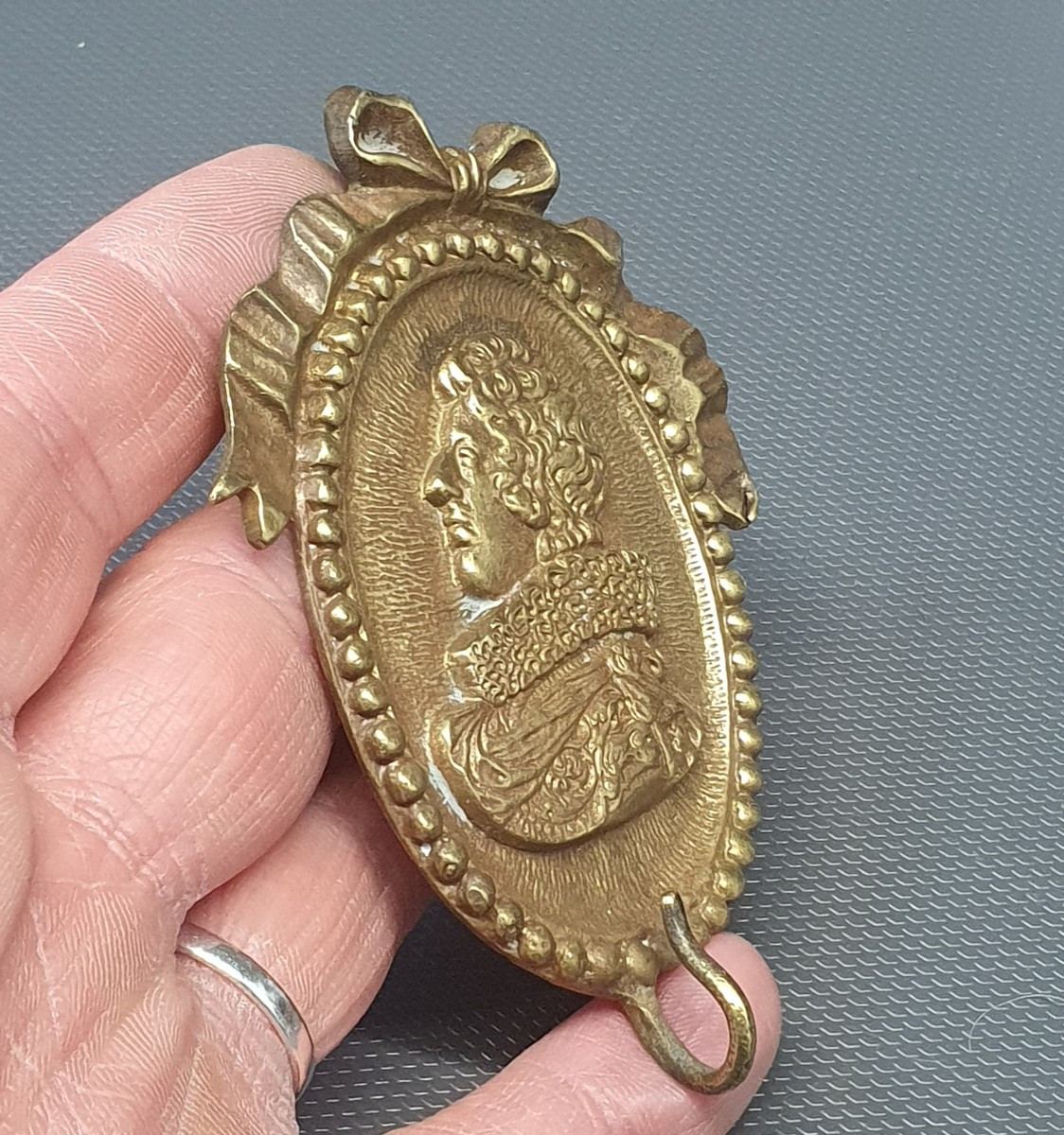 Porte miniature en bronze-photo-1