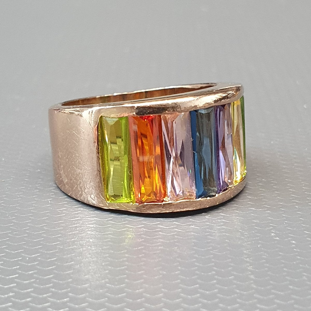 Rainbow Ring-photo-2