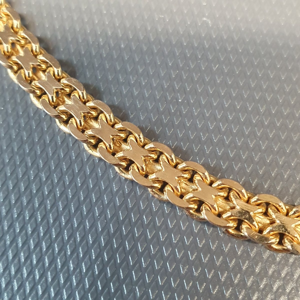 Bismarck Mesh Necklace-photo-1