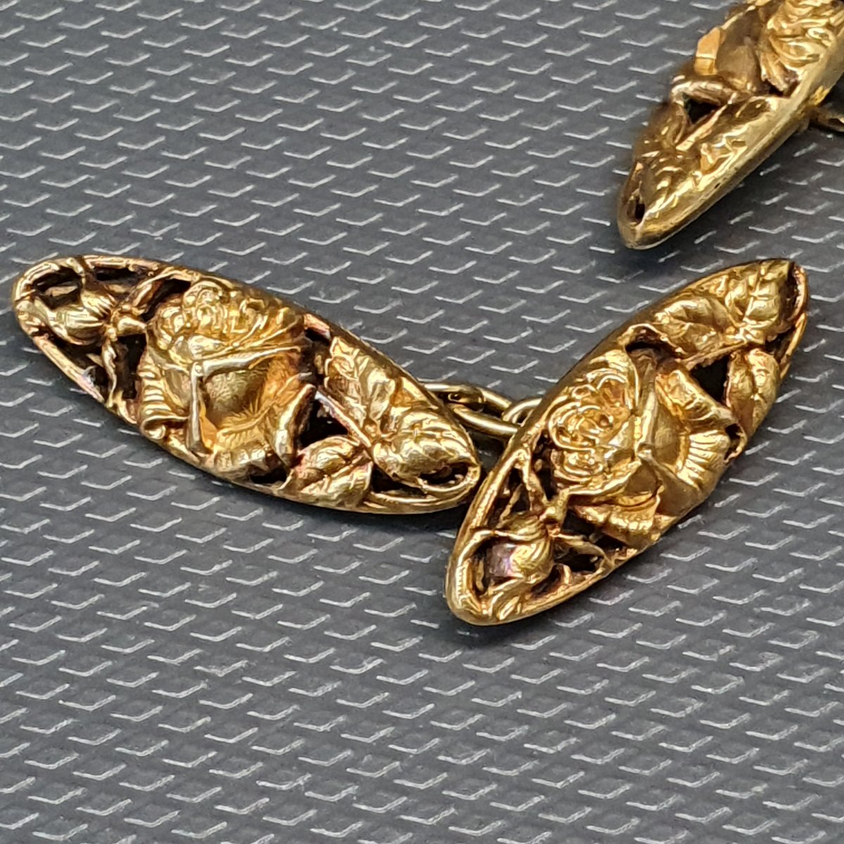 Pair Of Oria Art Nouveau Cufflinks-photo-4