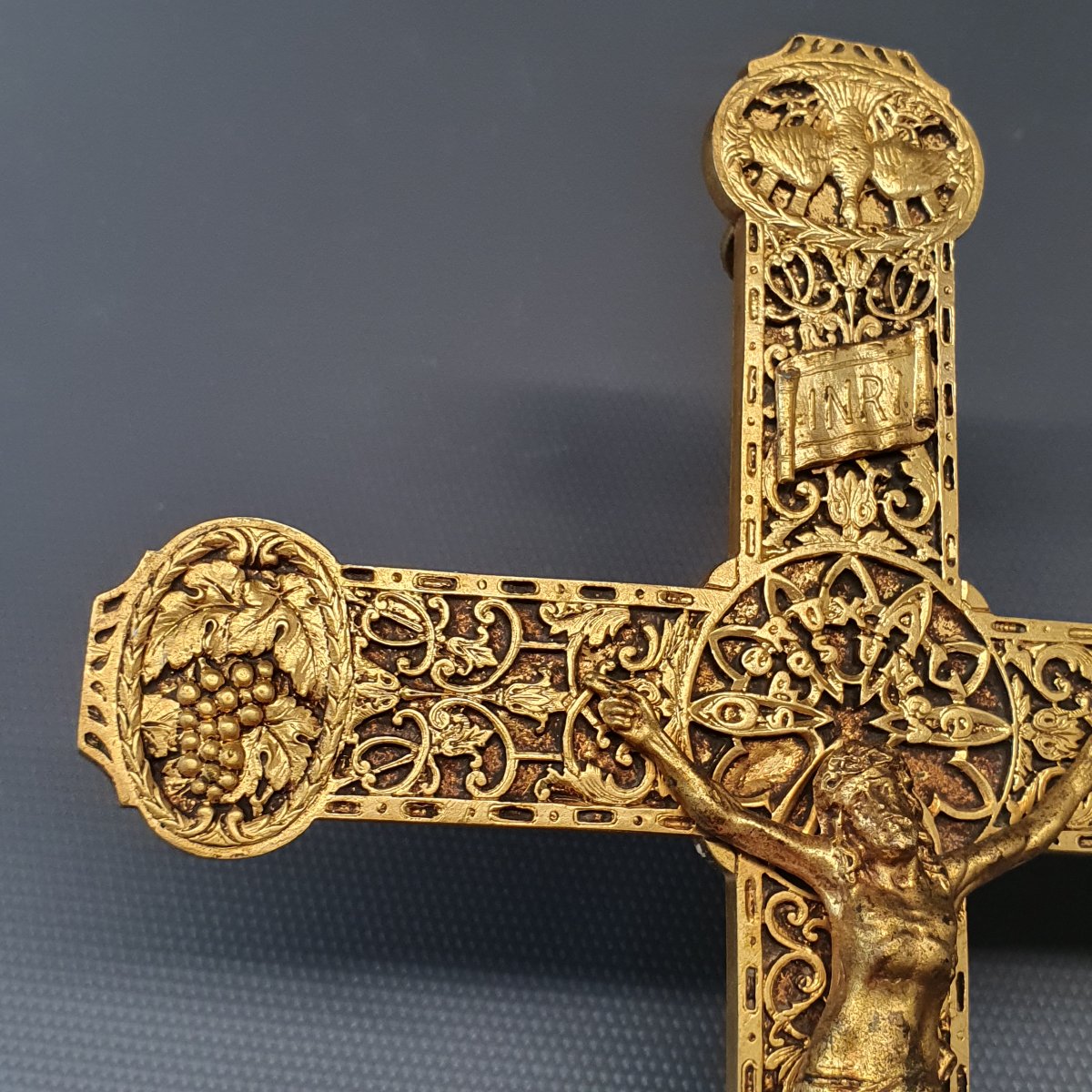 croix en bronze doré-photo-4