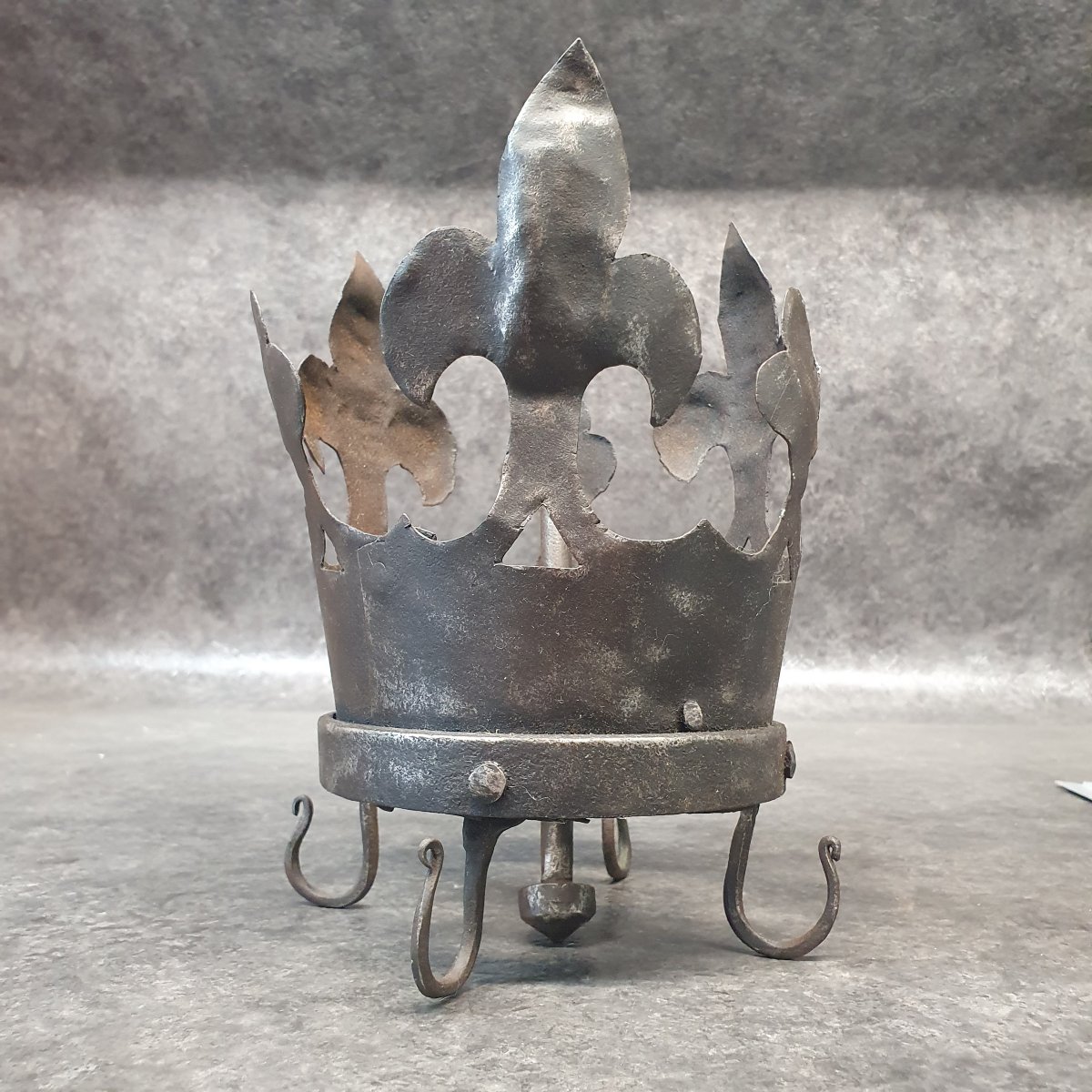Fleur-de-lis Crown-photo-4