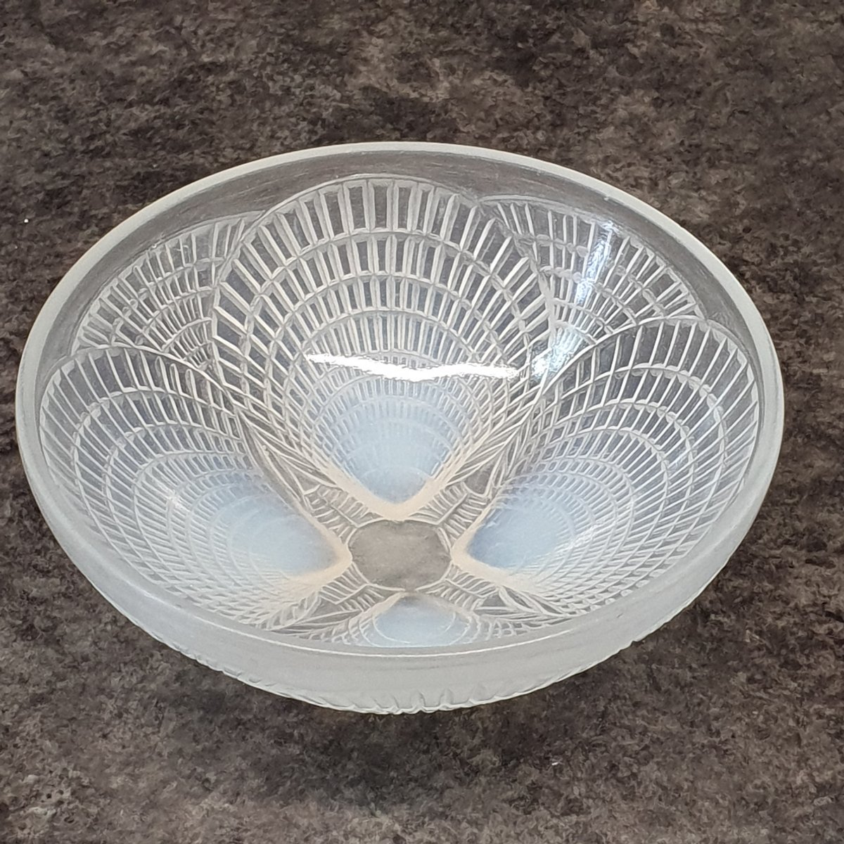 R. Lalique Shell-shaped Dish, 1924-photo-4