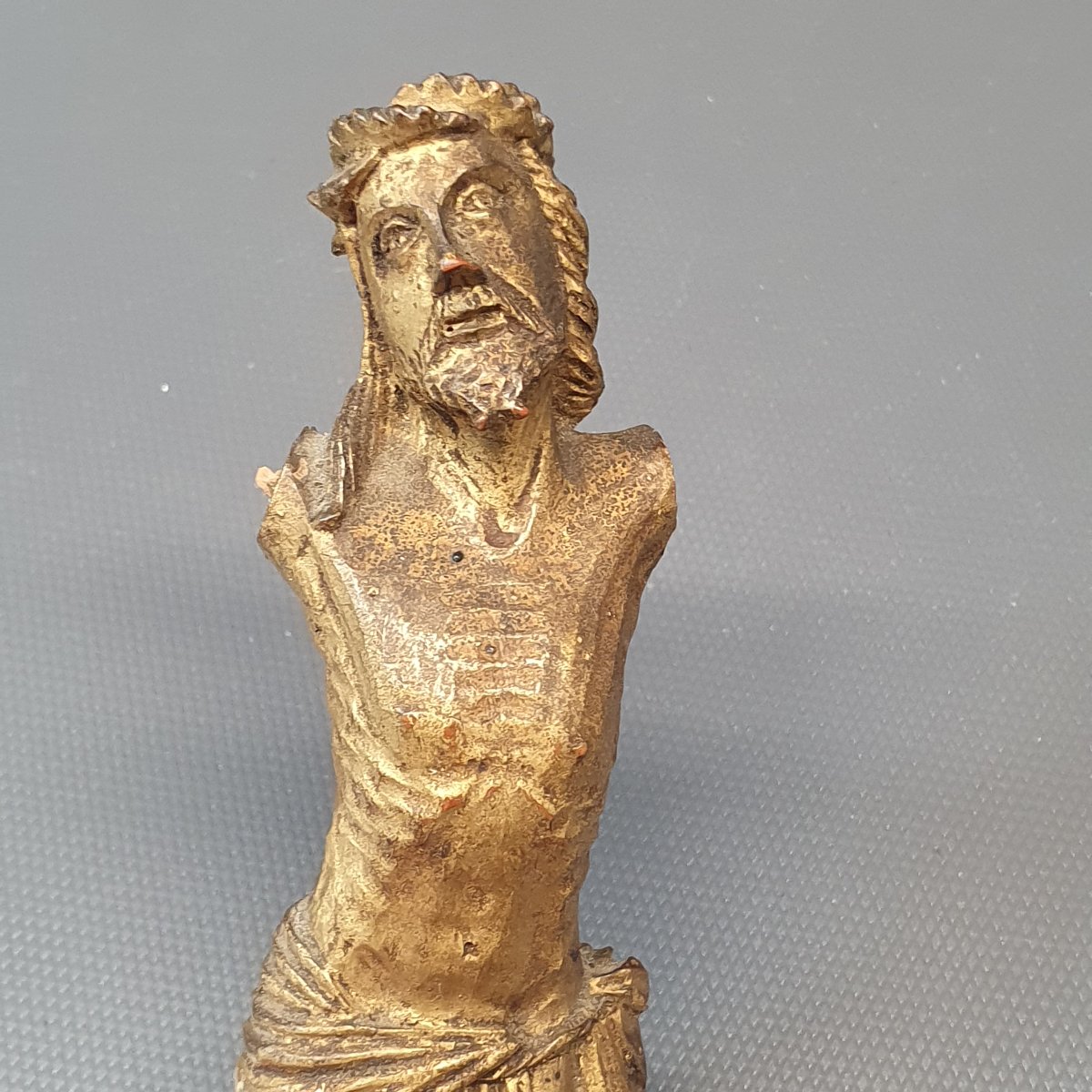 18th-century Gilded Wooden Christ-photo-4