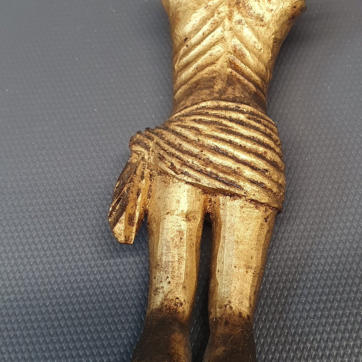 18th-century Gilded Wooden Christ-photo-5