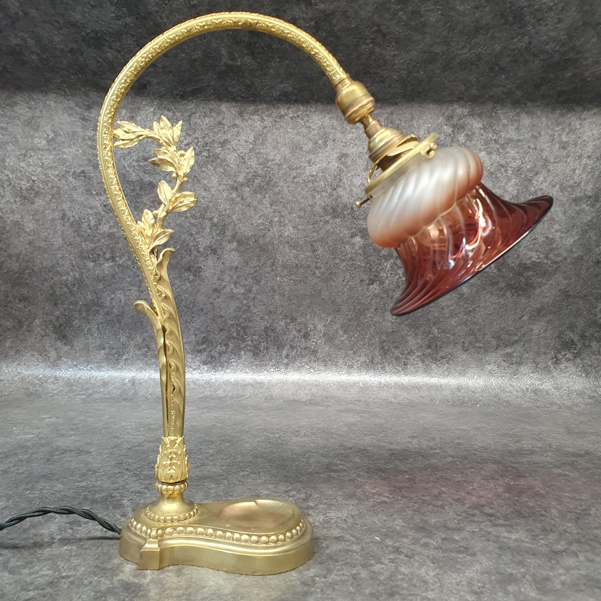 lampe bronze dorée et tulipe Baccarat-photo-3