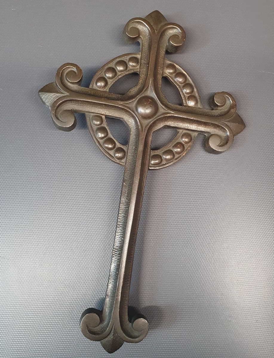 Bronze Religious Cross-photo-1