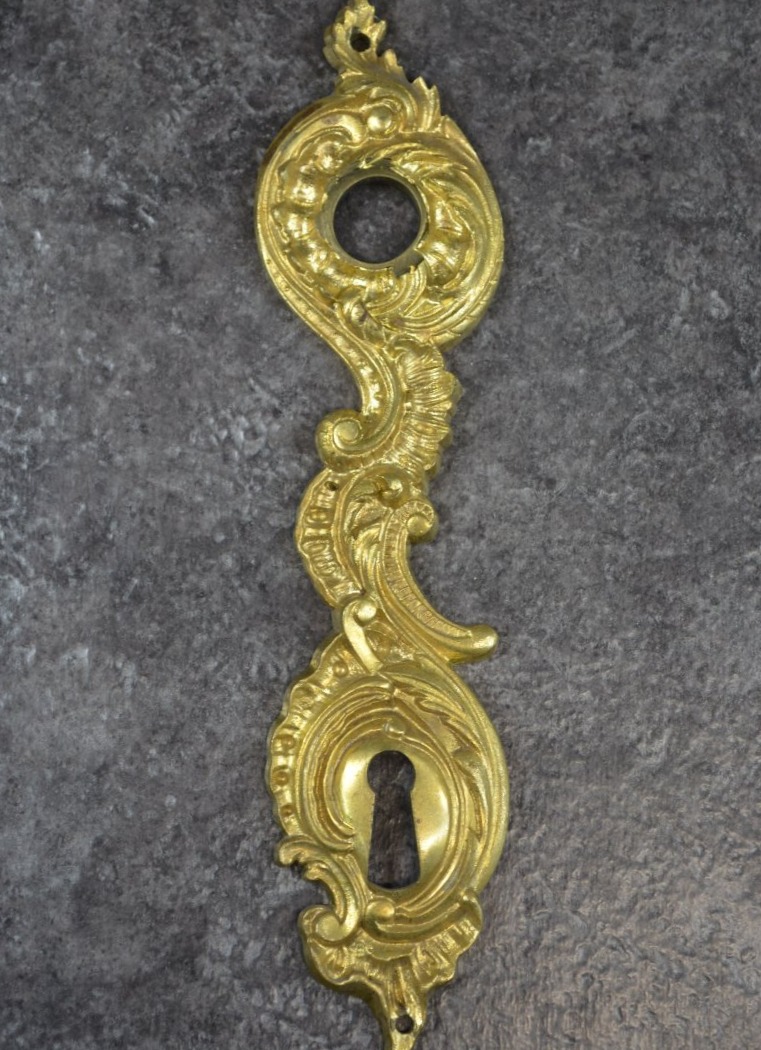 Plaque De Propreté En Bronze Signée H Dandois