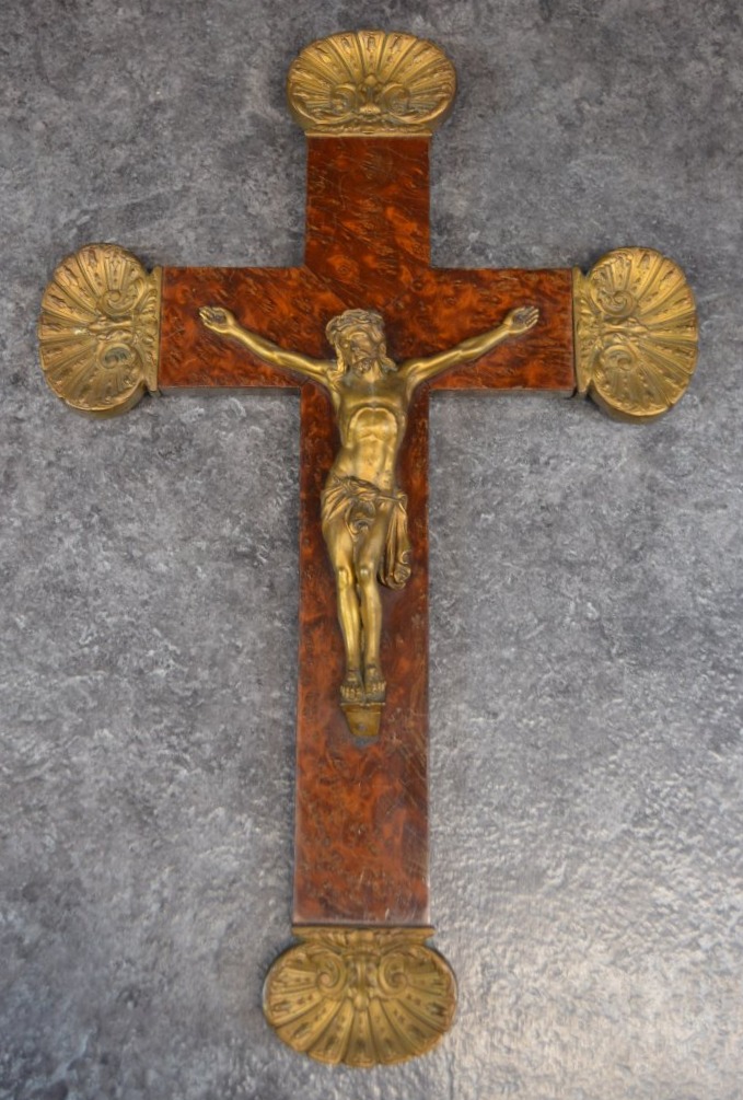 Christ Sur La Croix-photo-3