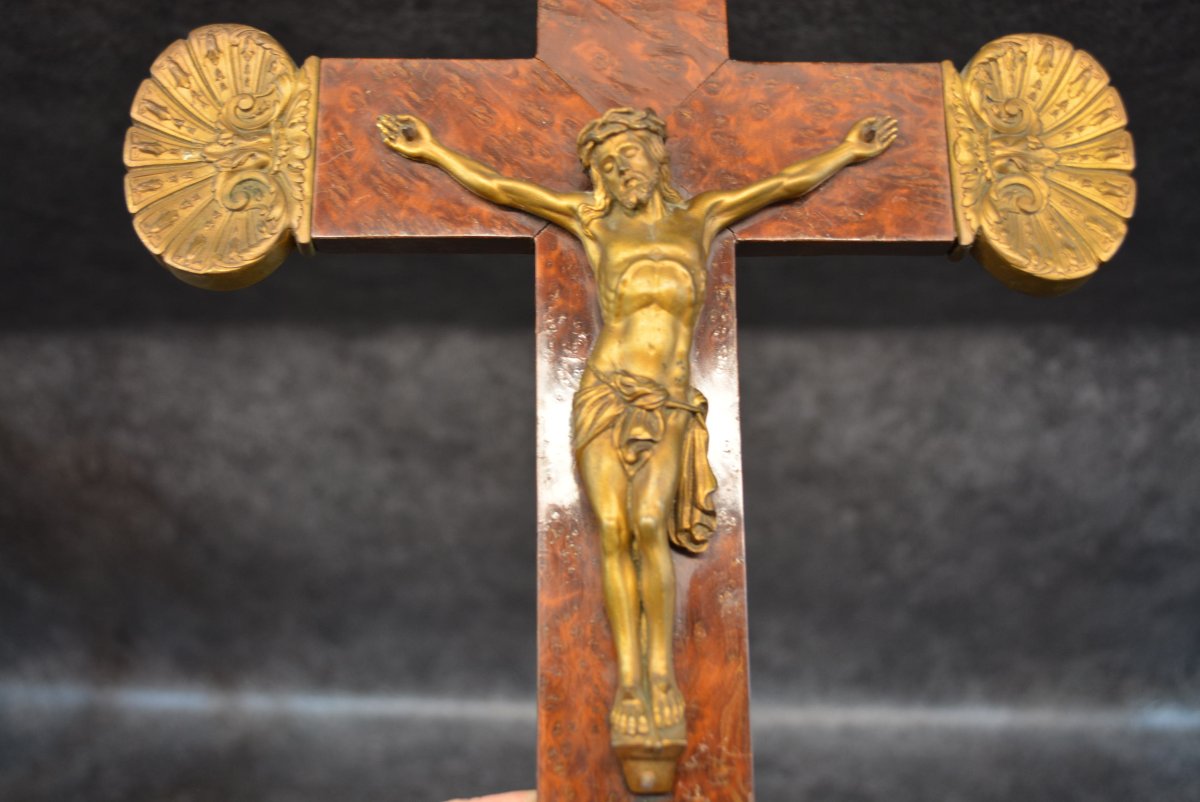 Christ Sur La Croix-photo-2