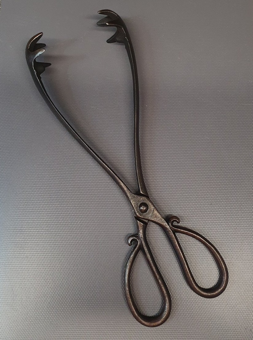 Pince à braise