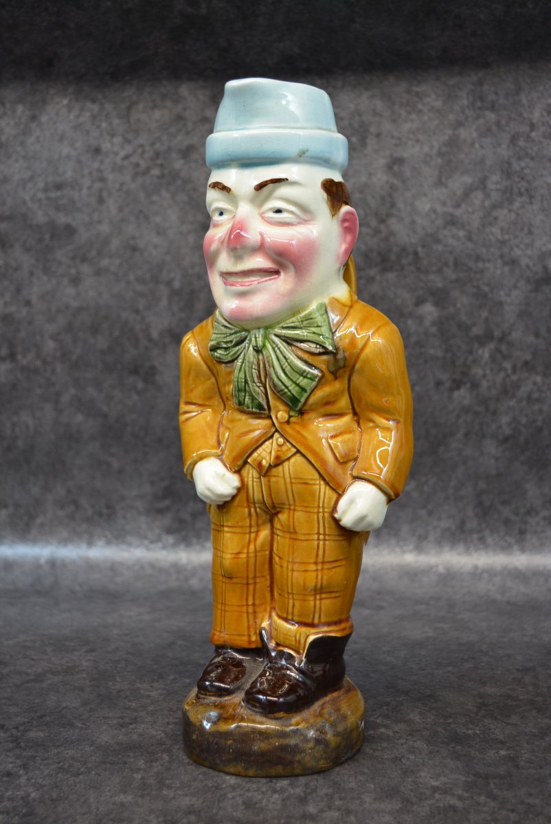 Comic Damen Jug Made Of Saint Amand Clay Slurry-photo-2