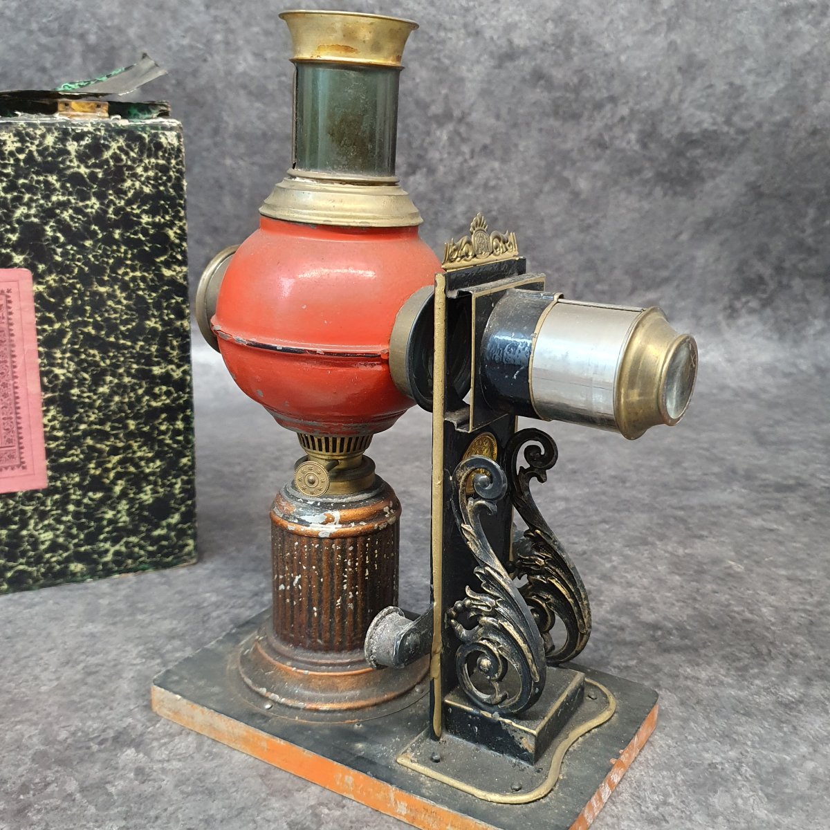 E. Planck's Magic Lantern, Circa 1860-photo-4