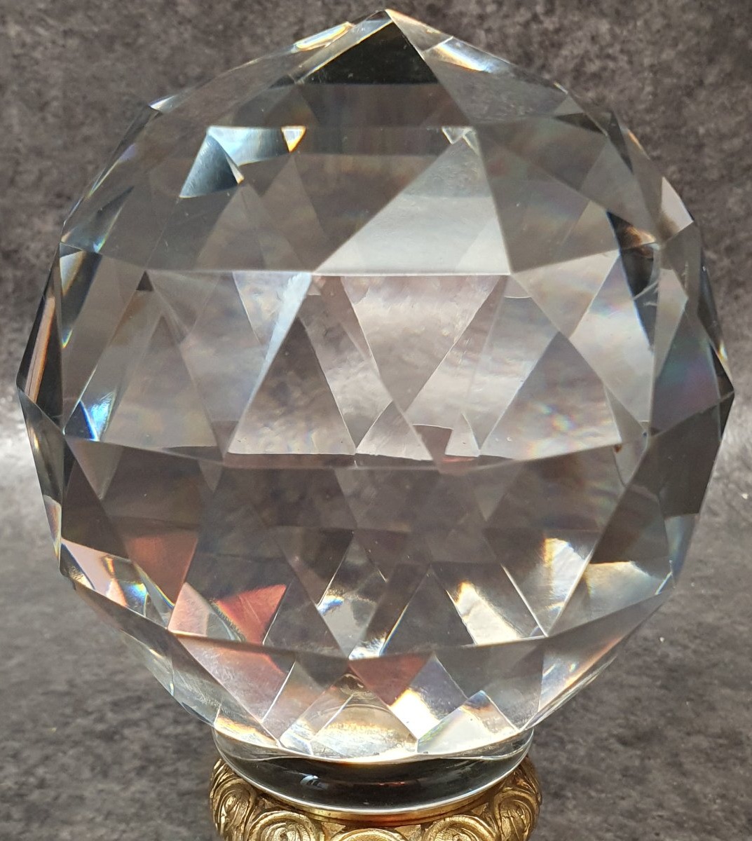 Crystal And Bronze Stair Ball-photo-3