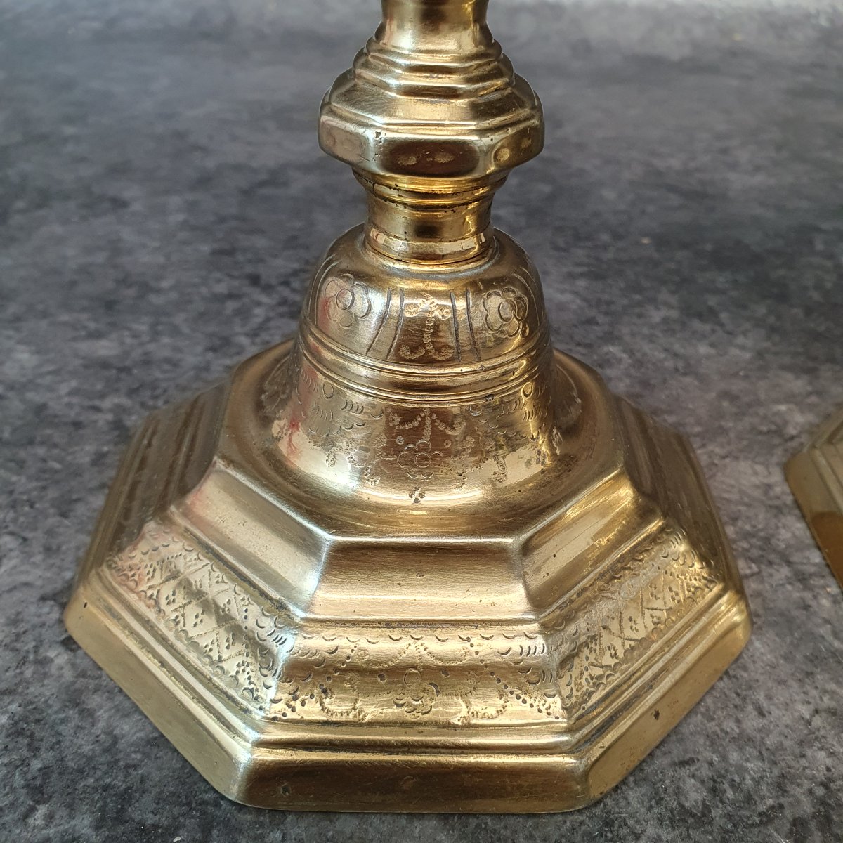 Pair Of 18th-century Gilded Bronze Candlesticks-photo-3