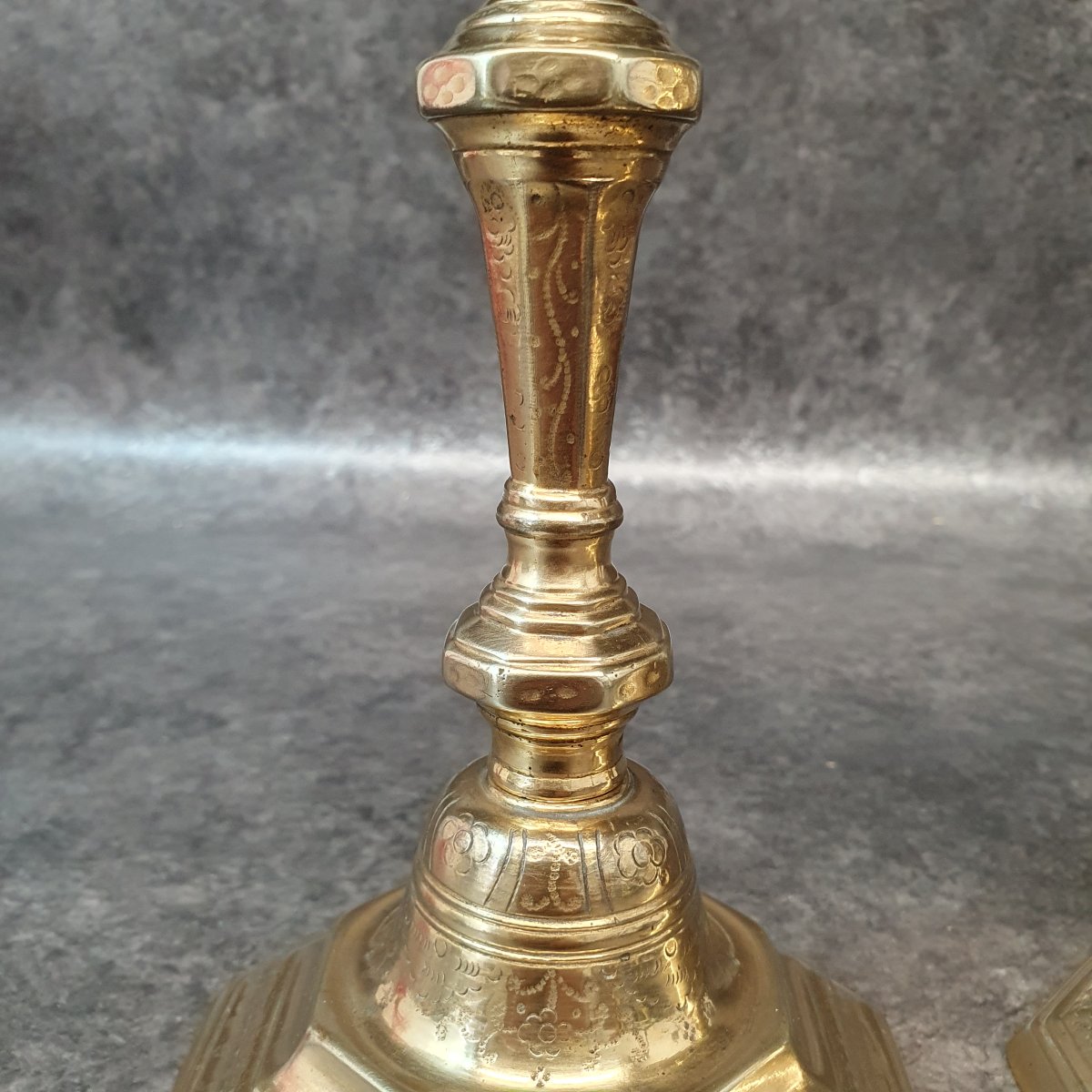 Pair Of 18th-century Gilded Bronze Candlesticks-photo-4