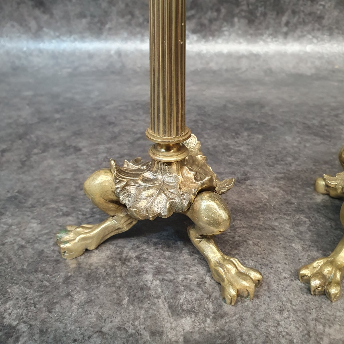 Paire De Bougeoir En Bronze patte de lion-photo-4