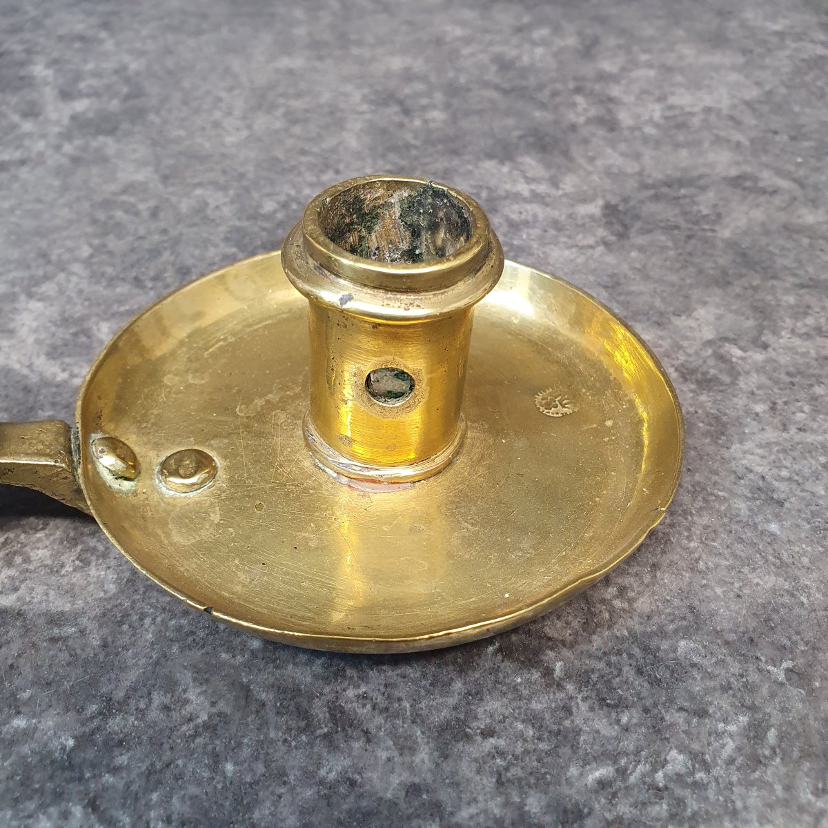 18th-century Folk Art Bronze Handheld Candleholder-photo-1