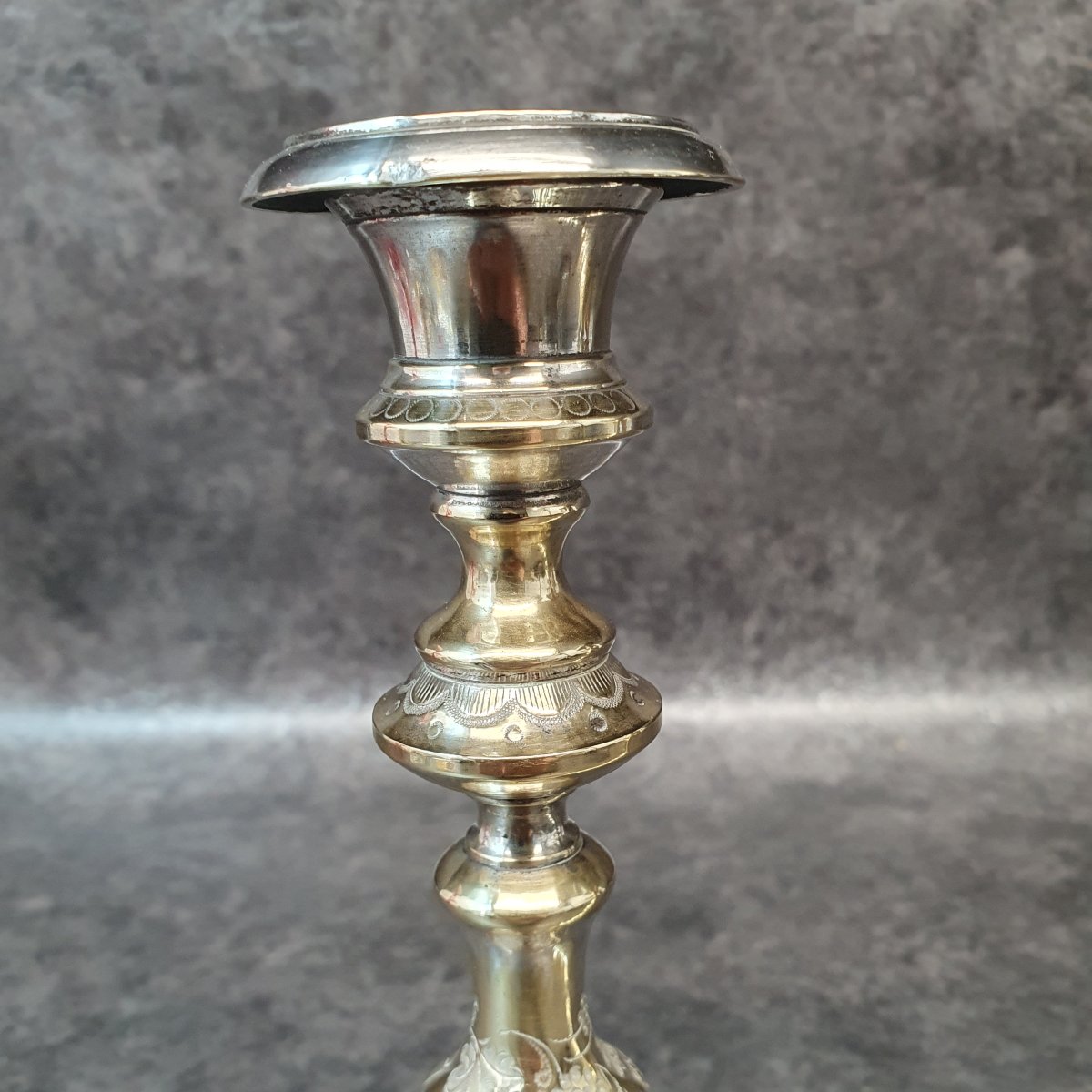 Paire De Bougeoir En Bronze-photo-1