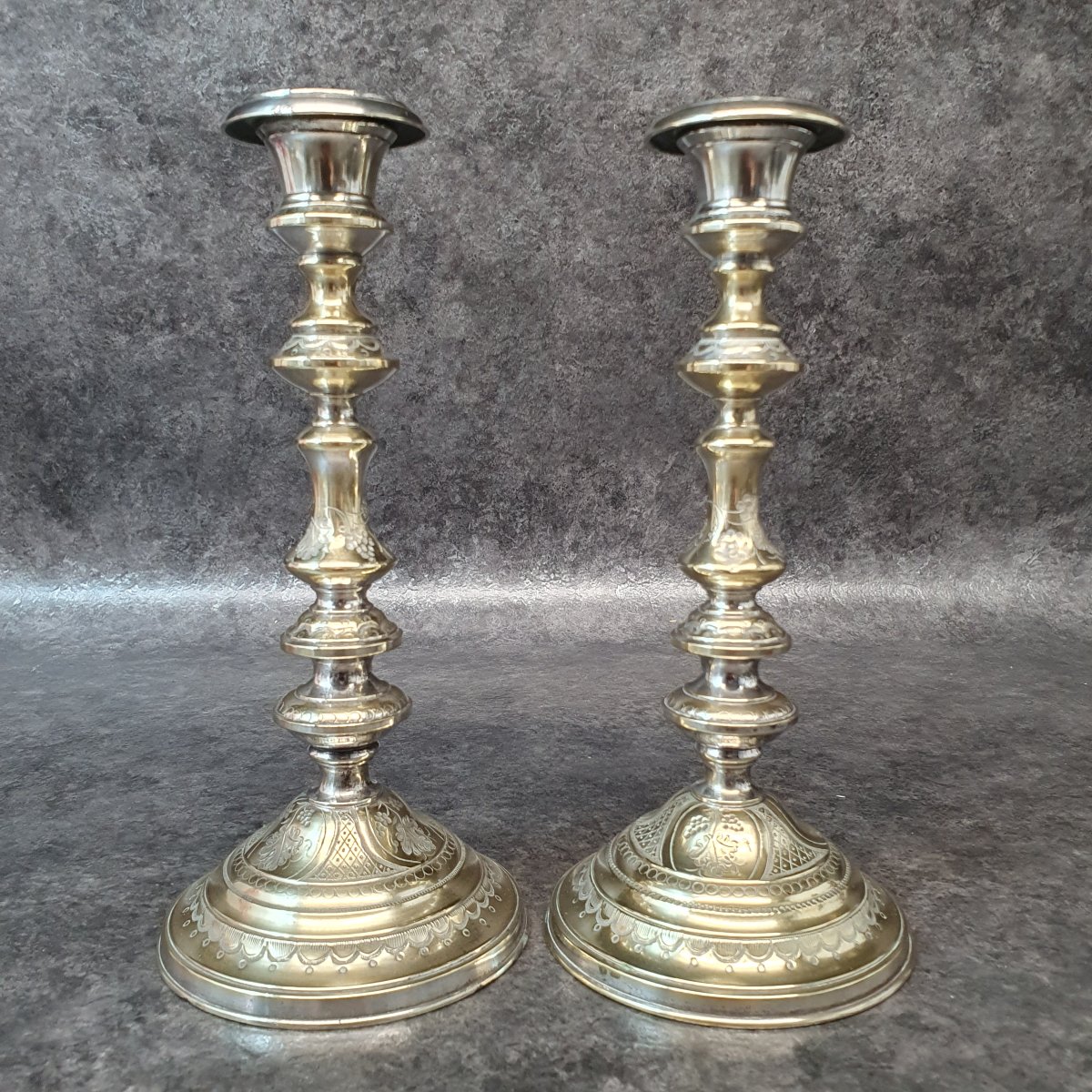 Paire De Bougeoir En Bronze