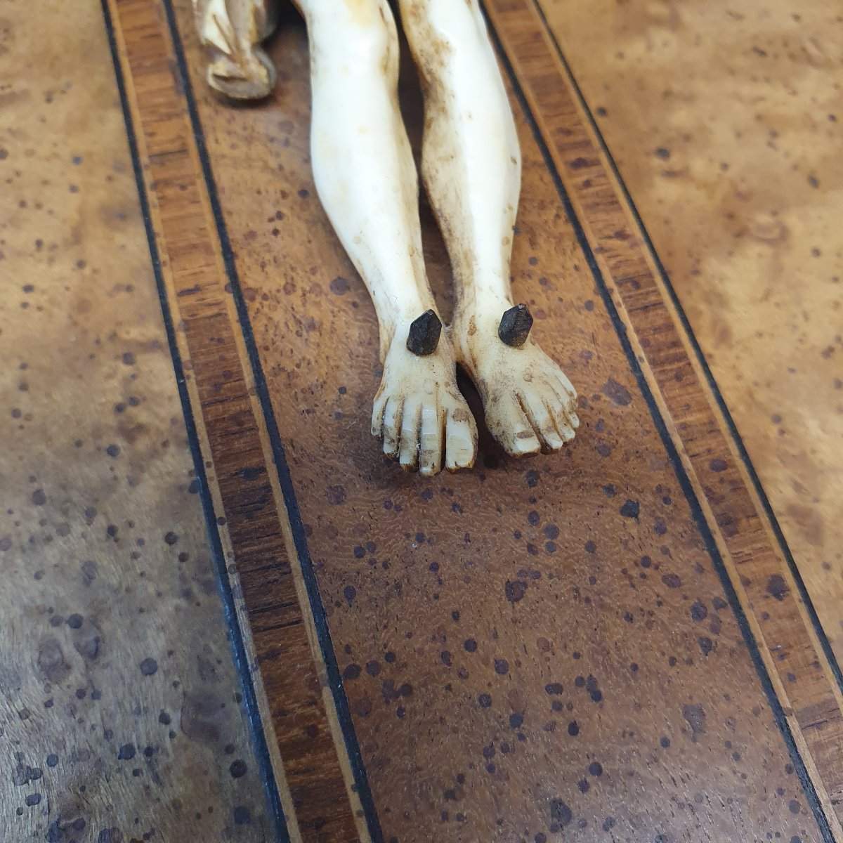 Christ On The Cross: Ivory And Elm Burl-photo-4