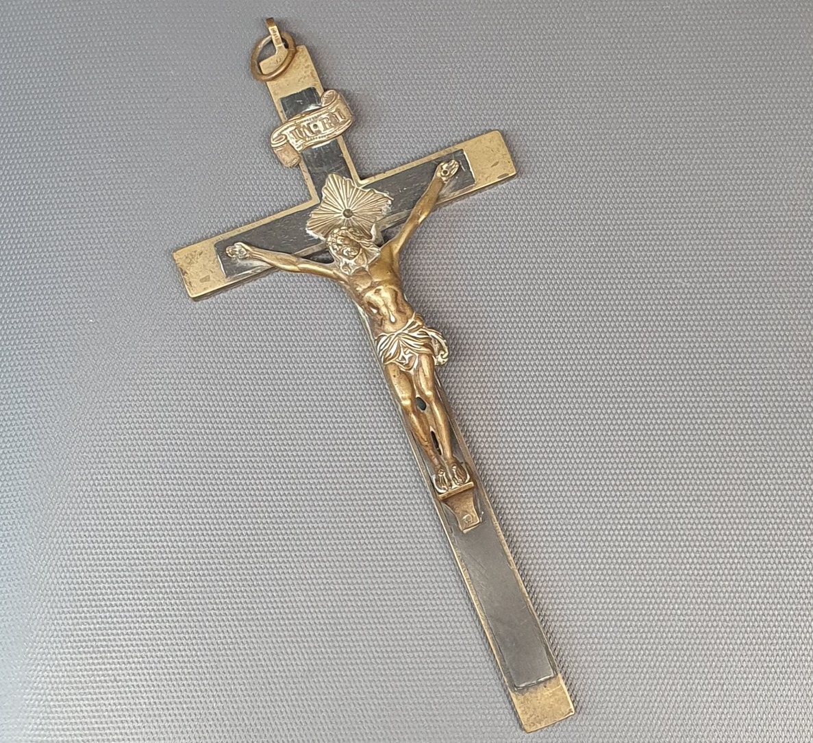 Christ sur la croix
