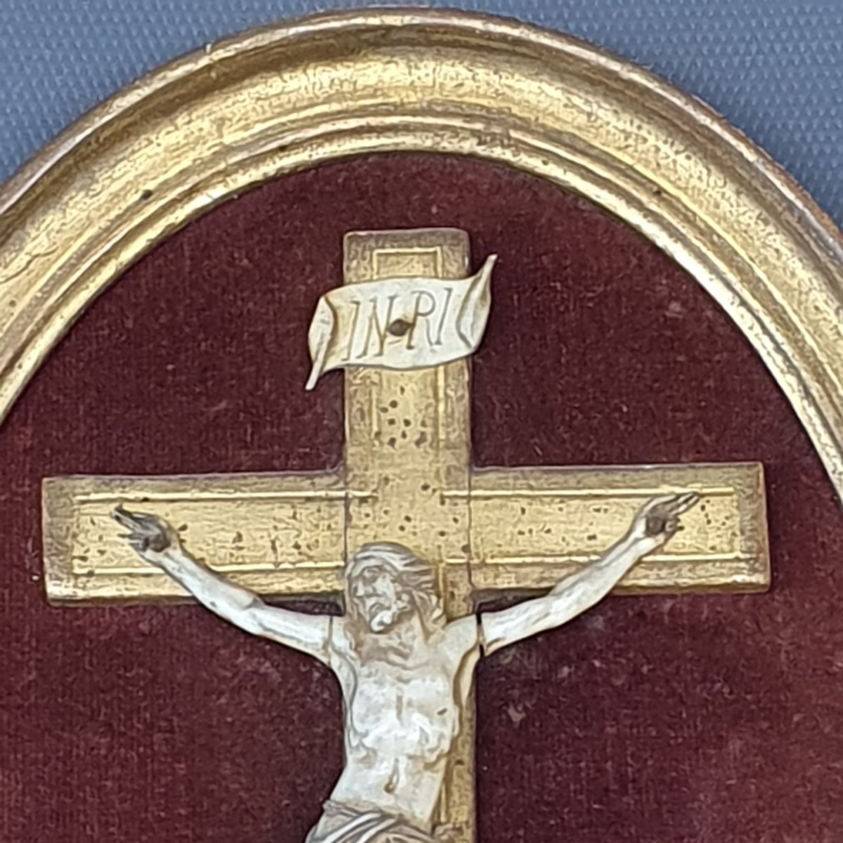 Christ sur la croix-photo-3