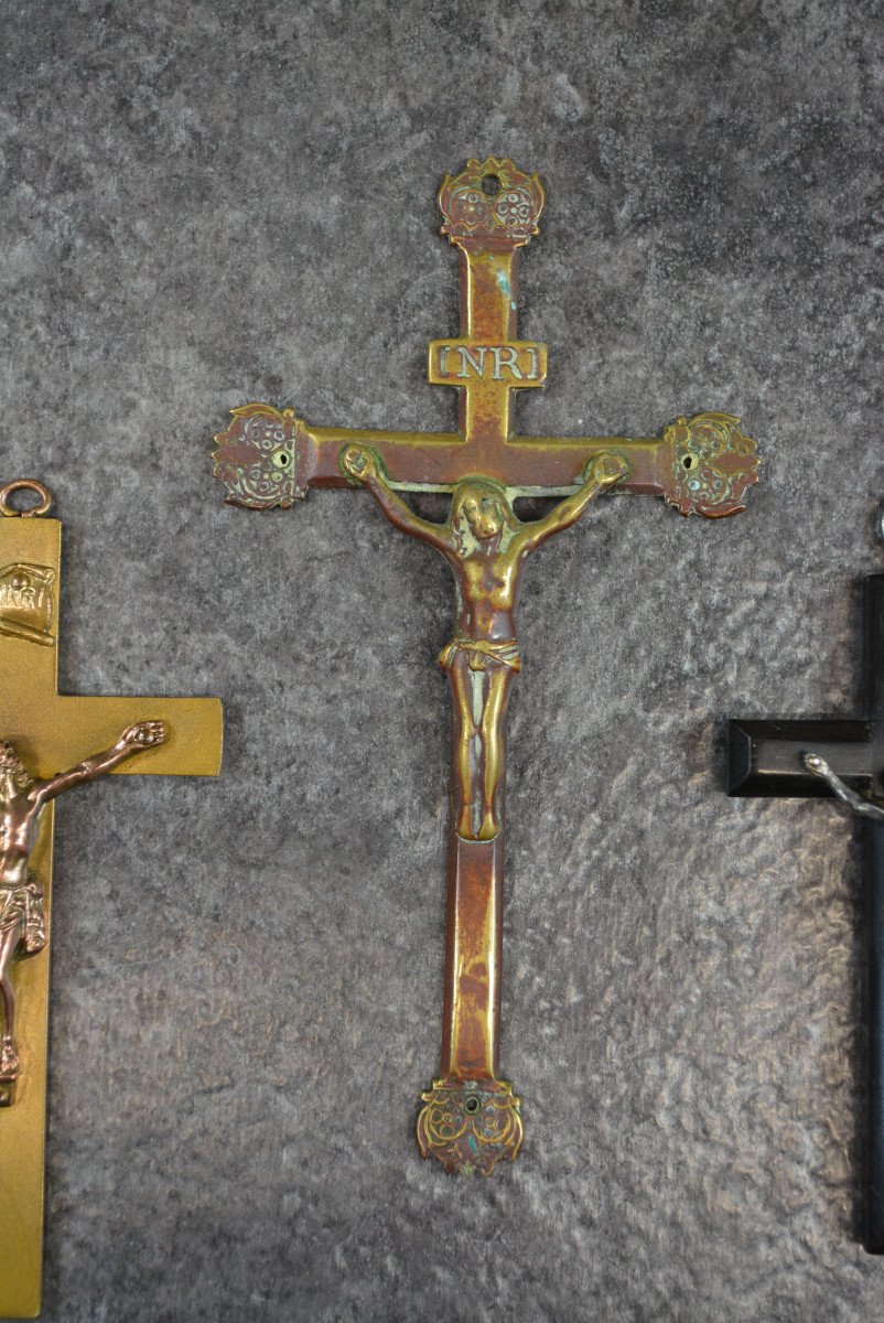 Lot Of 3 Religious Cross-photo-2