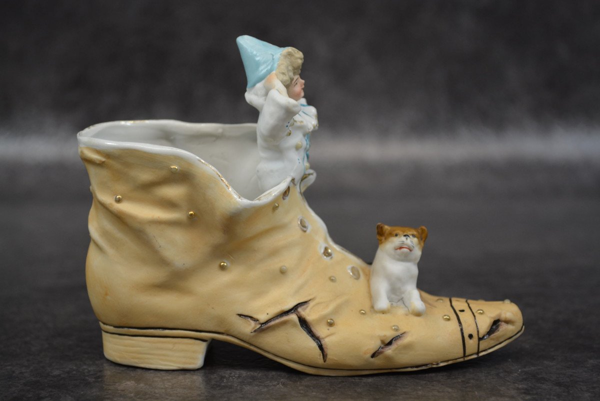 Biscuit Humorous Shoe-photo-2