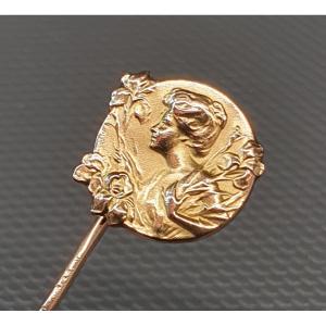 Art Nouveau Hatpin E Dropsy