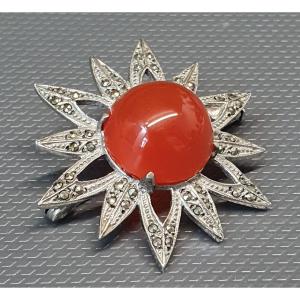 Broche en argent art déco