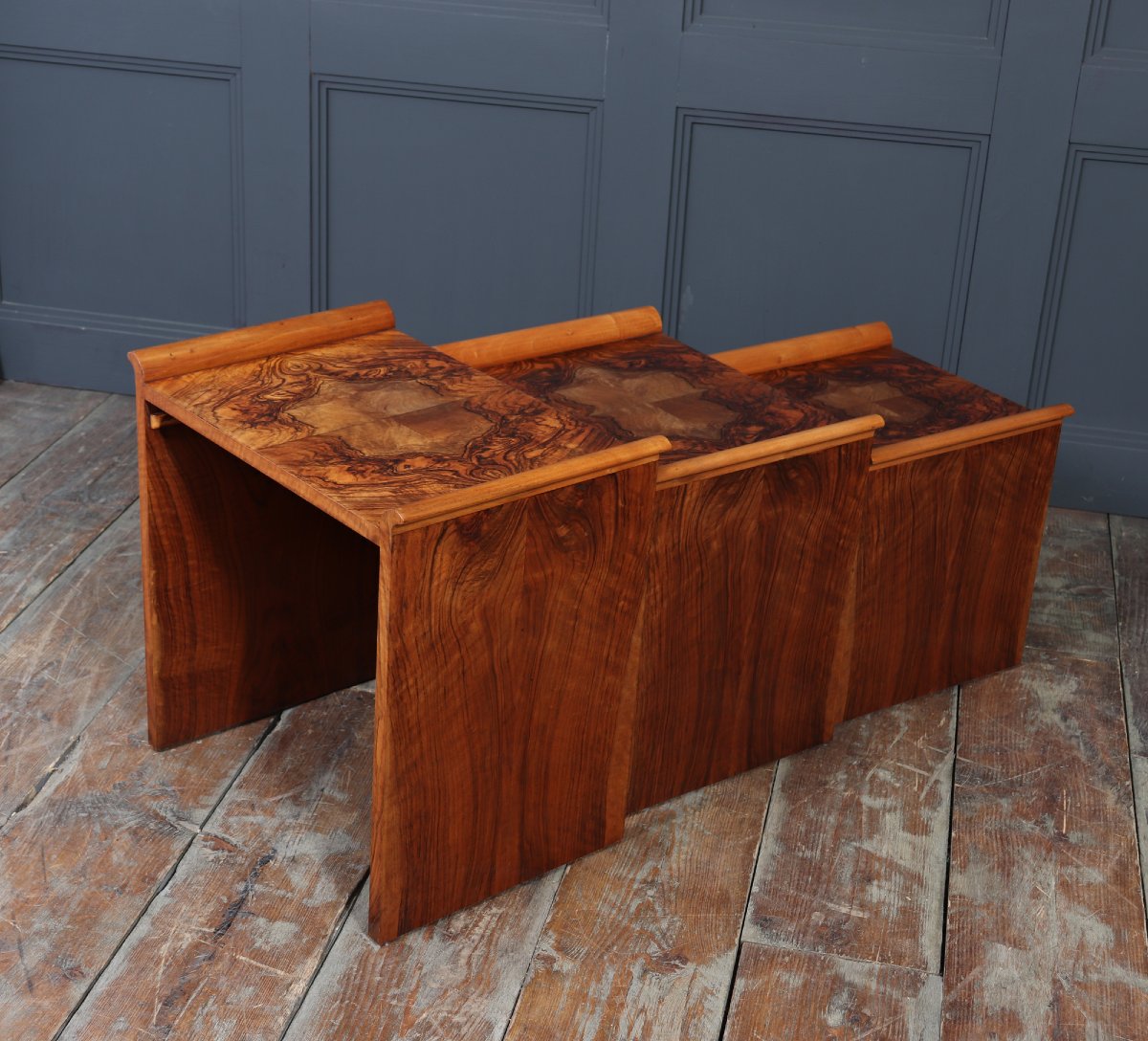 Set Of English Walnut Art Deco Nesting Tables, Circa 1930-photo-8
