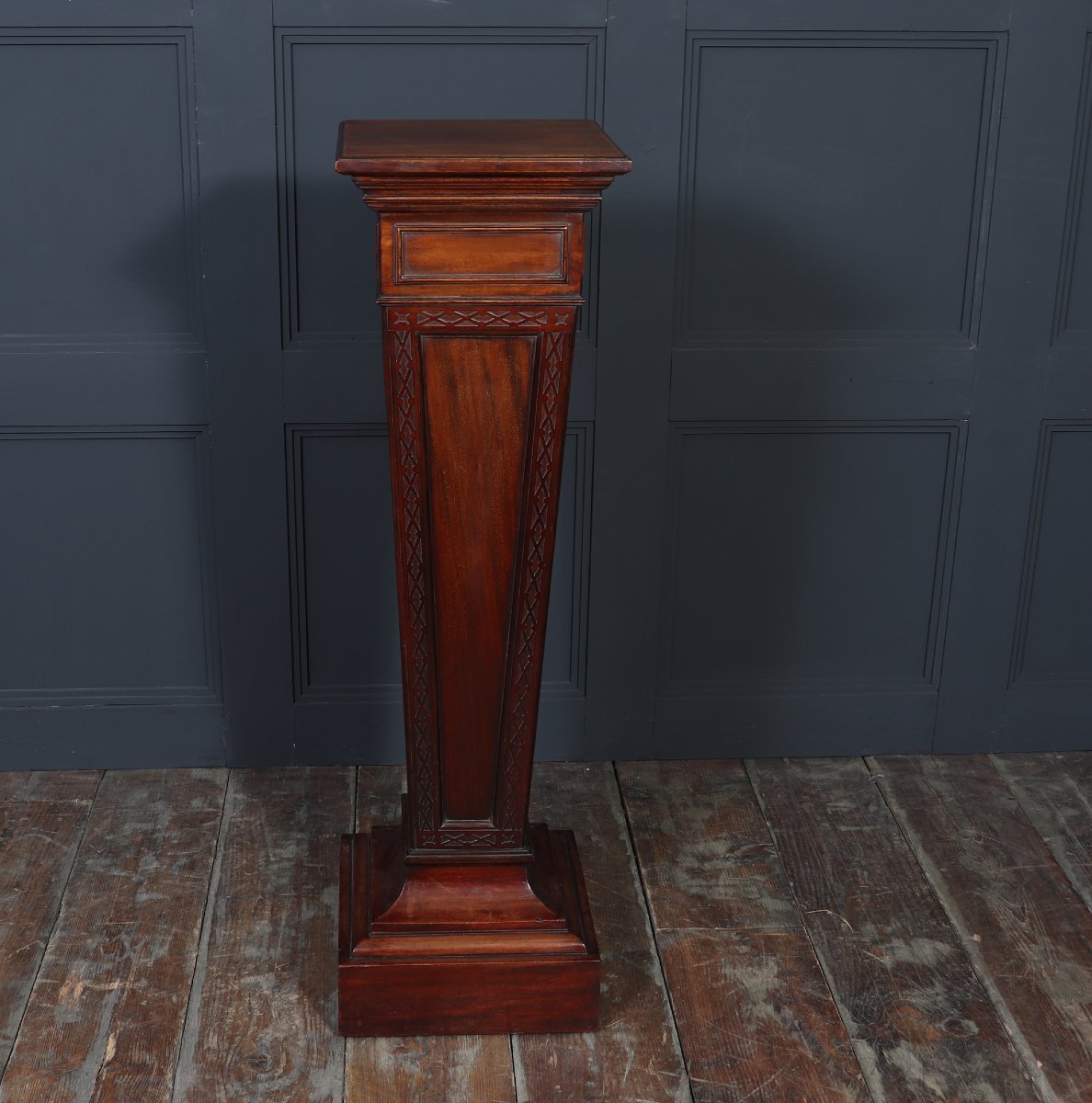 Georgian-style Mahogany Base | Early 20th Century-photo-6