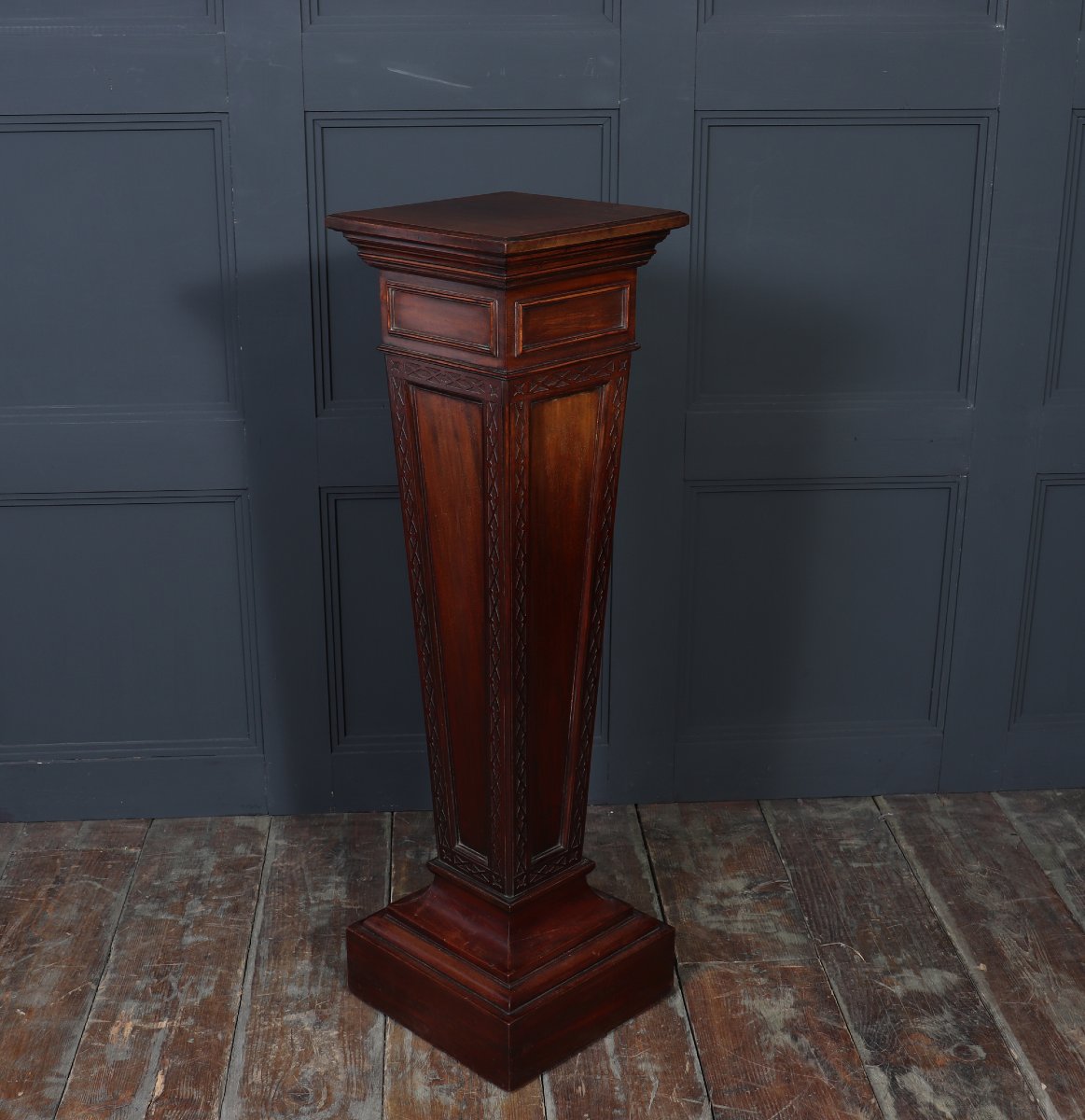 Georgian-style Mahogany Base | Early 20th Century-photo-7