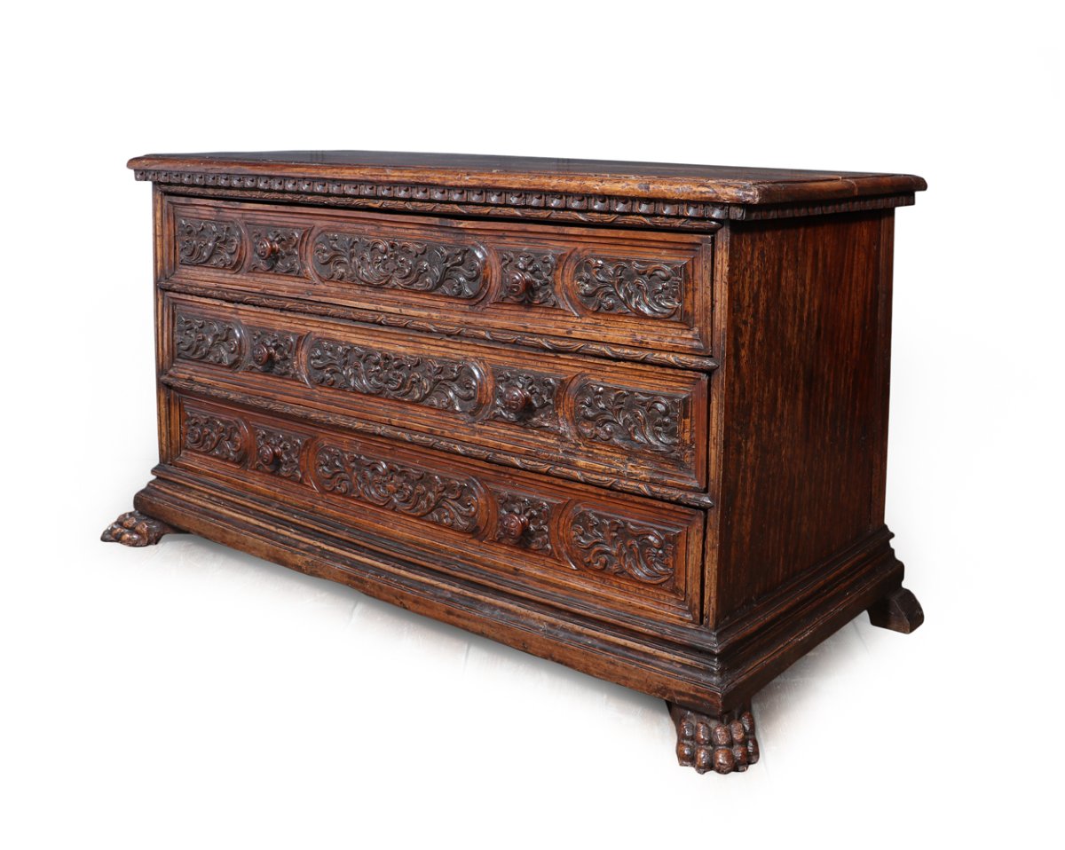 Commode en noyer italien du début du XVIIe siècle-photo-2