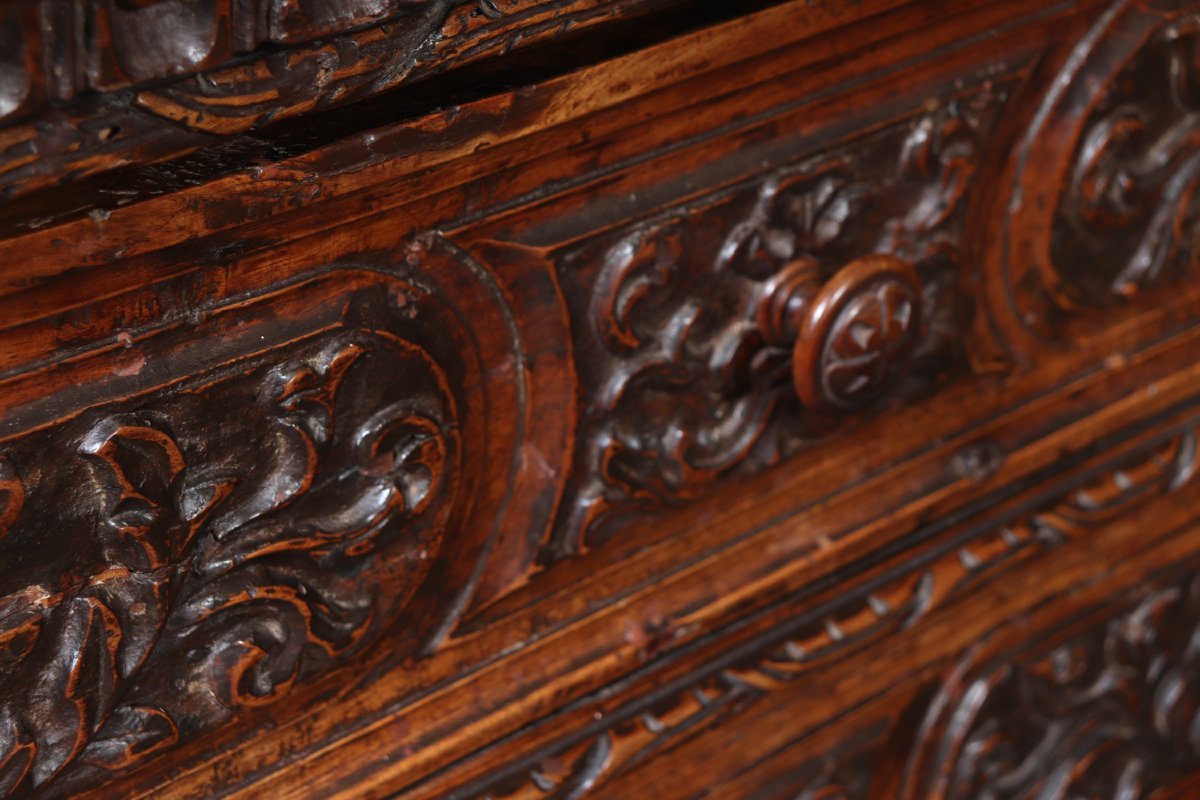 Commode en noyer italien du début du XVIIe siècle-photo-5