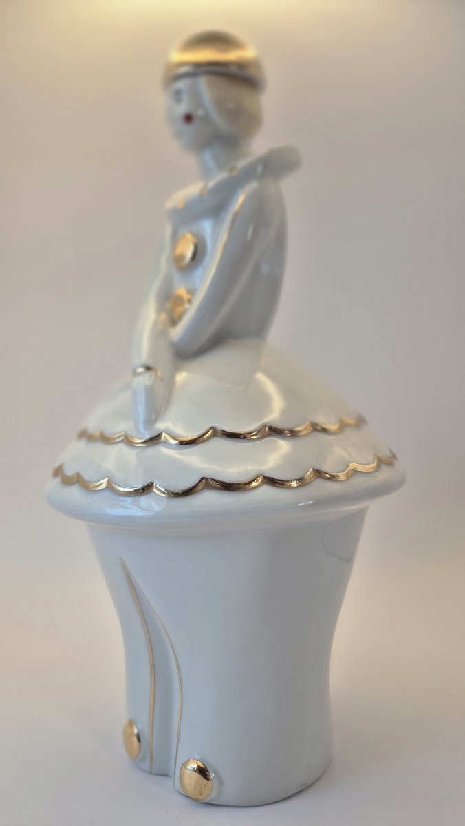 Ecole française Art Déco, "Colombine bouteille", porcelaine émaillée blanche et dorée-photo-4