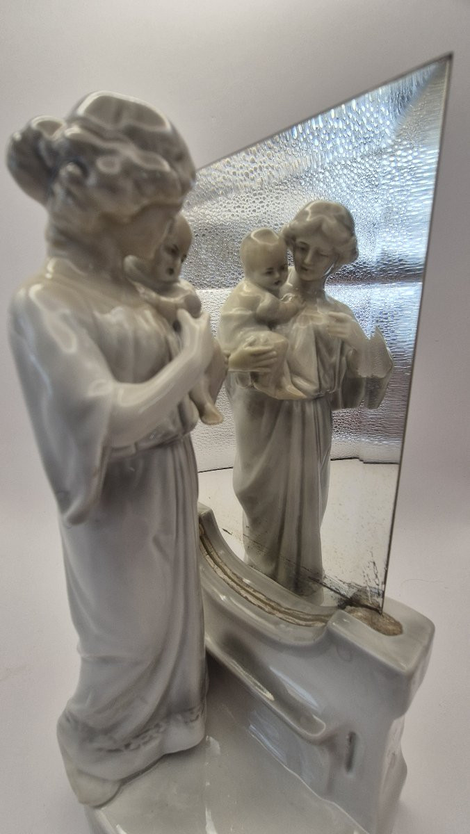  "mother And Child In Front Of A Mirror," Glazed Porcelain, Evokes The German Modern School.-photo-5