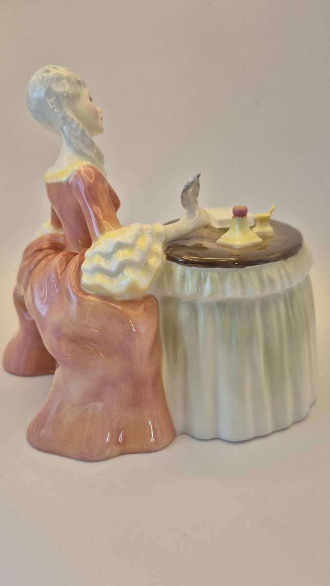 ROYAL DOULTON - ENGLAND, "Méditation" porcelaine polychrome-photo-4