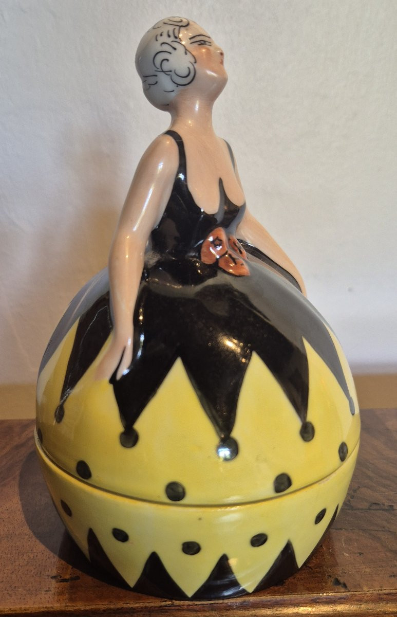 Elégante à la robe fleurie boite en porcelaine émaillée polychrome LIMOGES France -photo-4