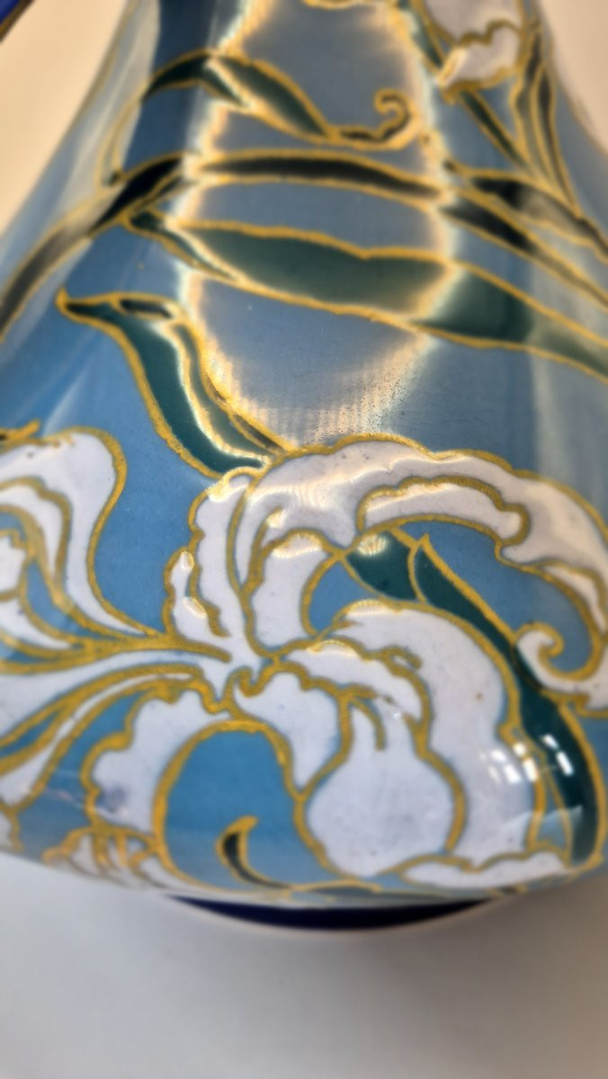 Paire de vases Emile Diffloth en céramique turquoise et décors d'Iris réhaussée de dorure-photo-3