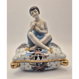 "seated Woman In A Blue Dress On A Cushion", Polychrome Enameled Porcelain Box
