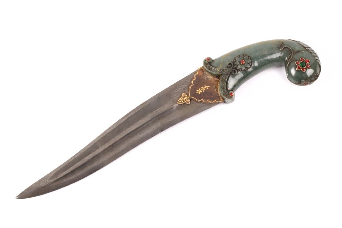 Mughal Dagger With Jade Set Guard (khanjar), India, 18th/19th Century