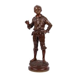 Sculpture Ancienne En Bronze à Double Patine « Jeune Homme Rêvant Avec Une Cigarette »