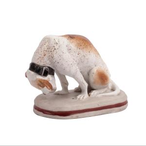 Figurine en porcelaine de Gardner « Pointer assis »