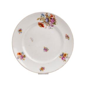 Assiette en porcelaine de la manufacture des Frères Kornilov, Saint-Pétersbourg, seconde moitié