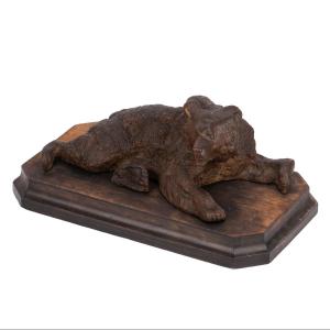Cast-iron Sculpture Of A Reclining Bear, Attributed To Nikolai Lieberich